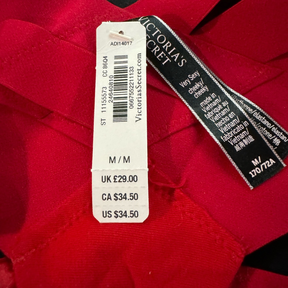 Victoria’s Secret Luxe Seriously sexy Set Strappy Balconette bra & Cheeky Red - Picture 9 of 9